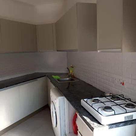 Flat Ceremi * ניקוסיה